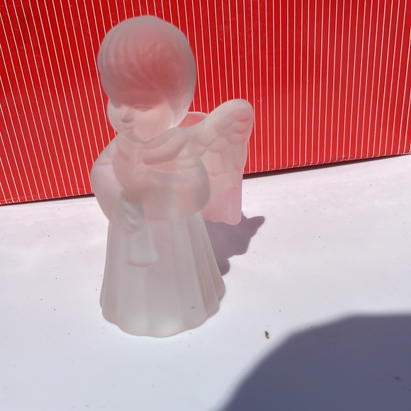 Set of 4 vintage frosted glass candle holders. - Picture 5 of 8